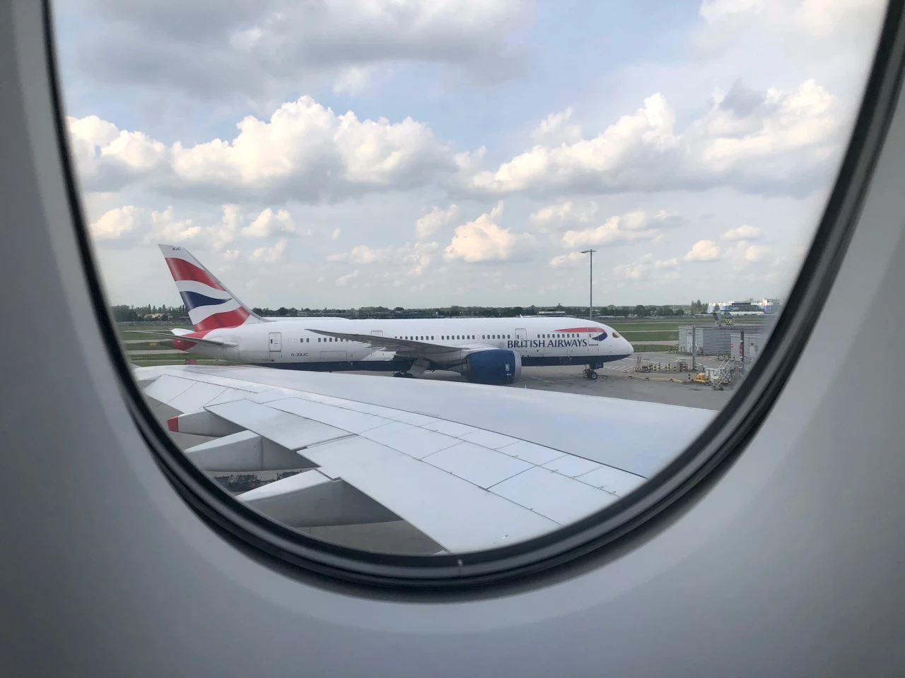 British Airways Is Hiring Pilots Just to Taxi