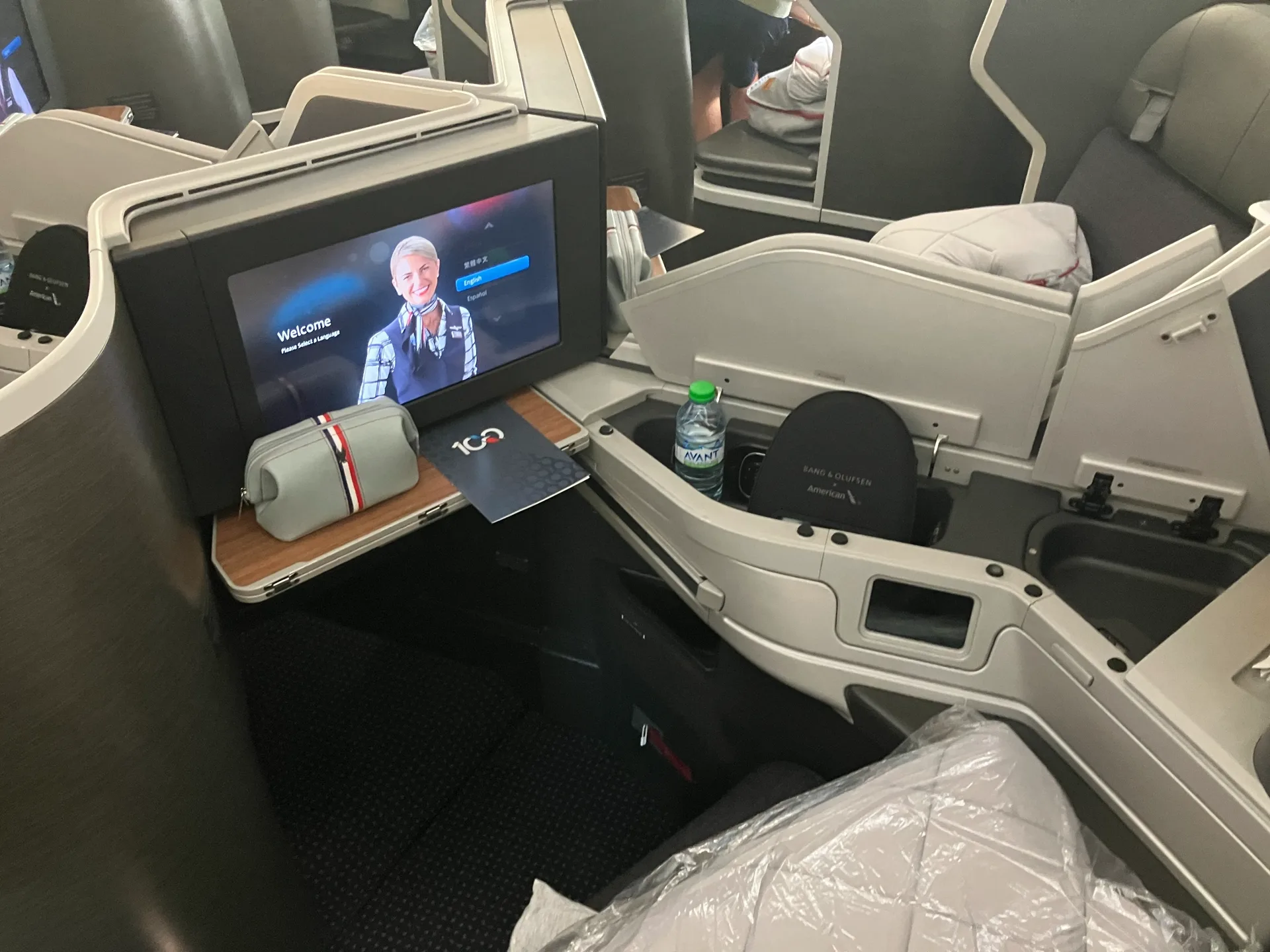 American Airlines 787-9 business class cabin from Rome to JFK