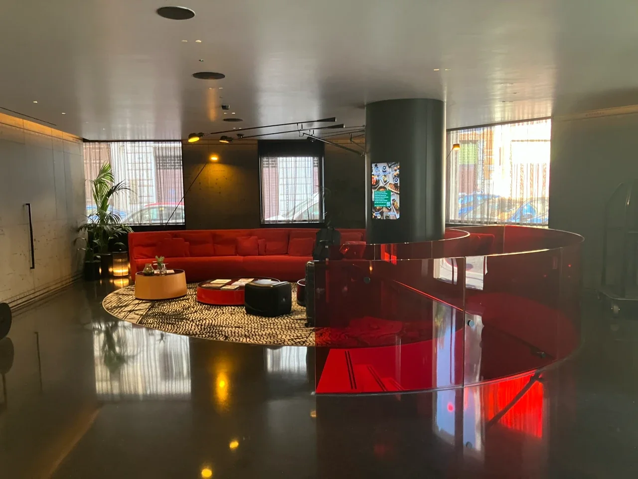 Art'otel Rome lobby