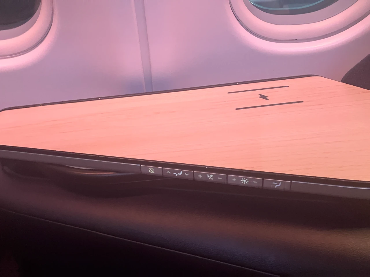 Finnair AirLounge seat living space
