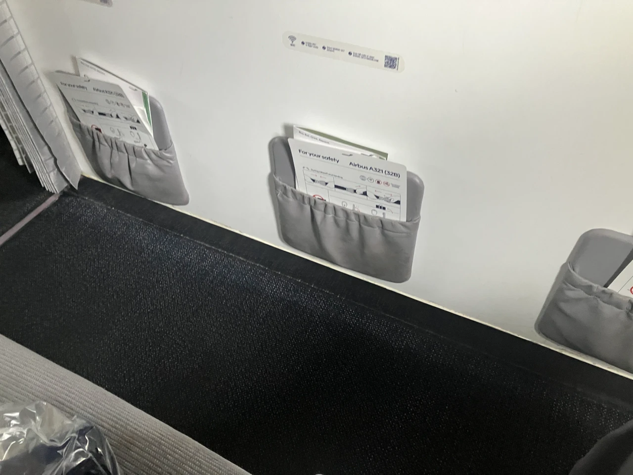 Blocked middle seat in Finnair's intra-European business class