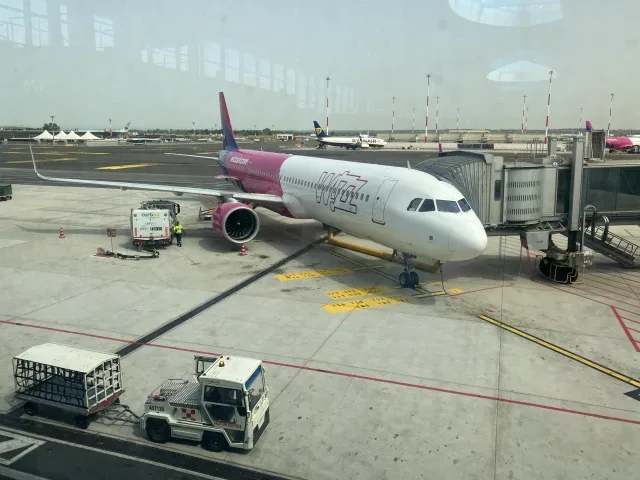 Wizz Air cabin on the Rome to Malta flight